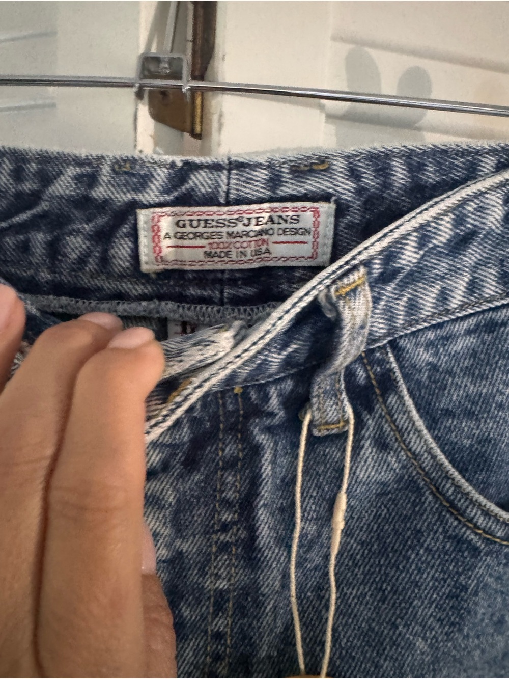 Authentic Vintage 90’s Guess High-Rise Women's Blue Denim Jeans 0050 - Picture 2 of 3
